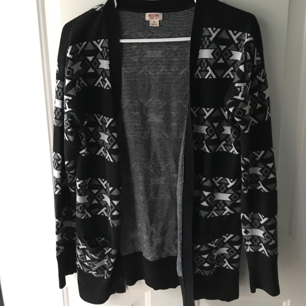 Mossimo medium aztec print black & white cardigan