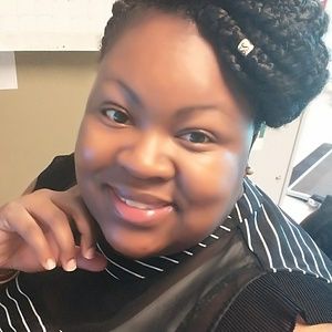 Meet your Posher, Daphnee