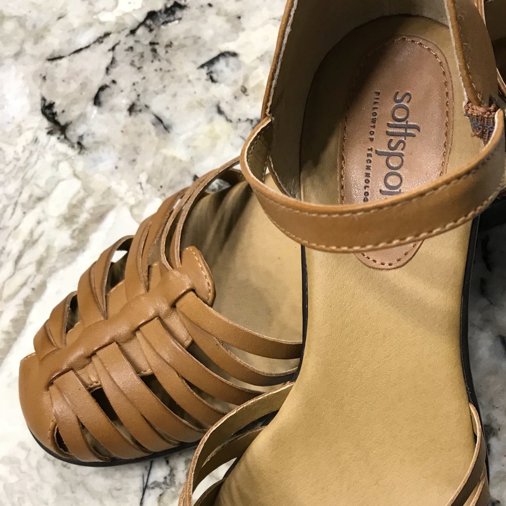 👠Softspots casual shoes, Carmel color.  9w