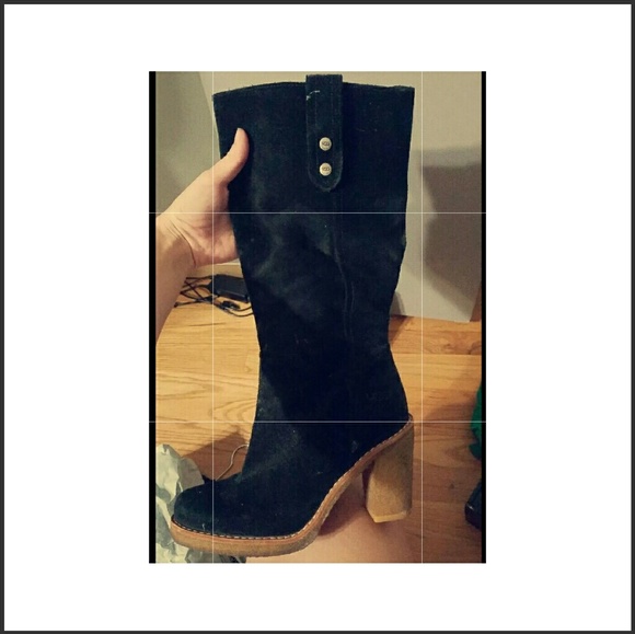 UGG® Womens Josie Boots