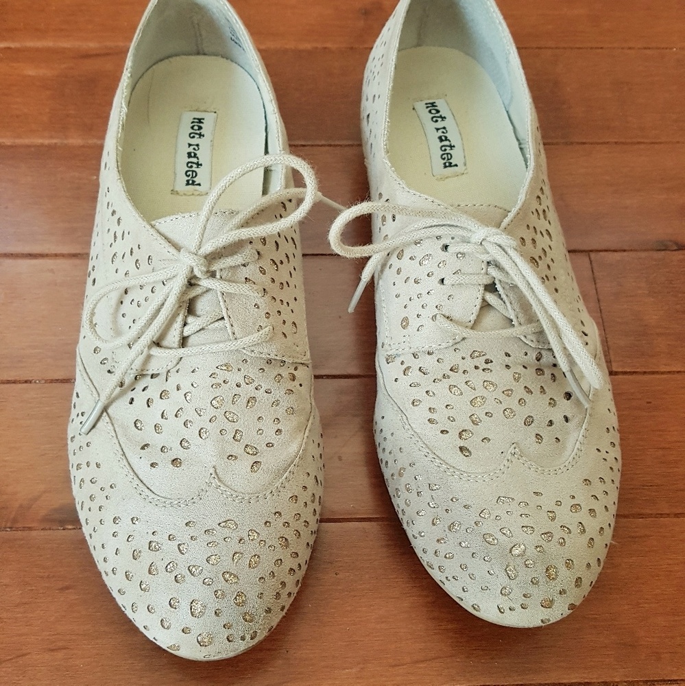 XsoldX Tan Lace Up Flats with Gold Sparkle