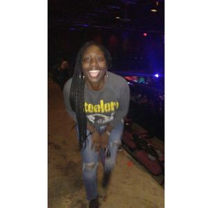 Meet your Posher, Crystal