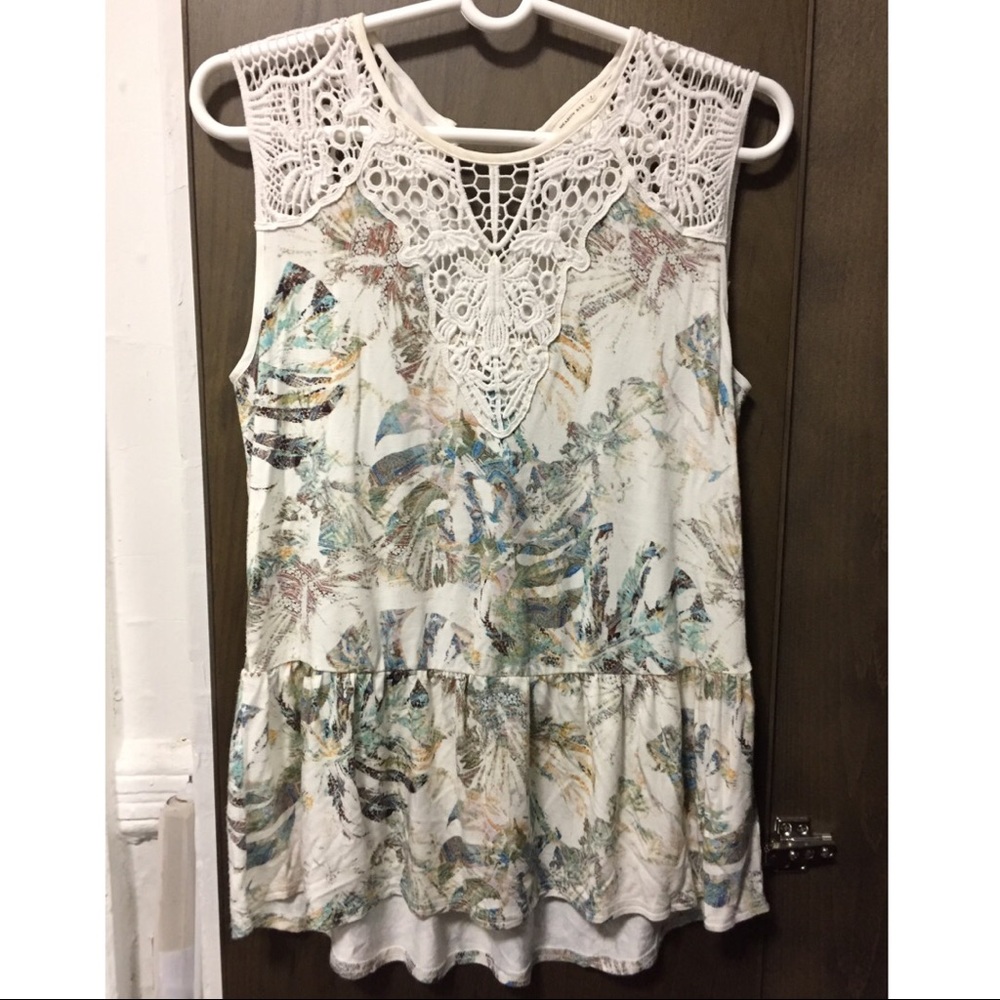SALE! Anthropologie Meadow Rue sleeveless top
