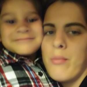 Meet your Posher, Sharon