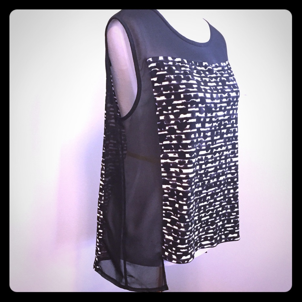 Vince Camuto Top