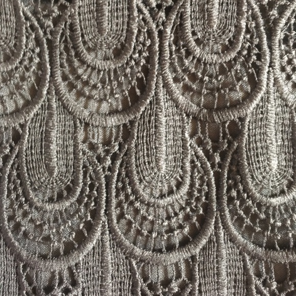 Lacy halter top - Picture 3 of 4