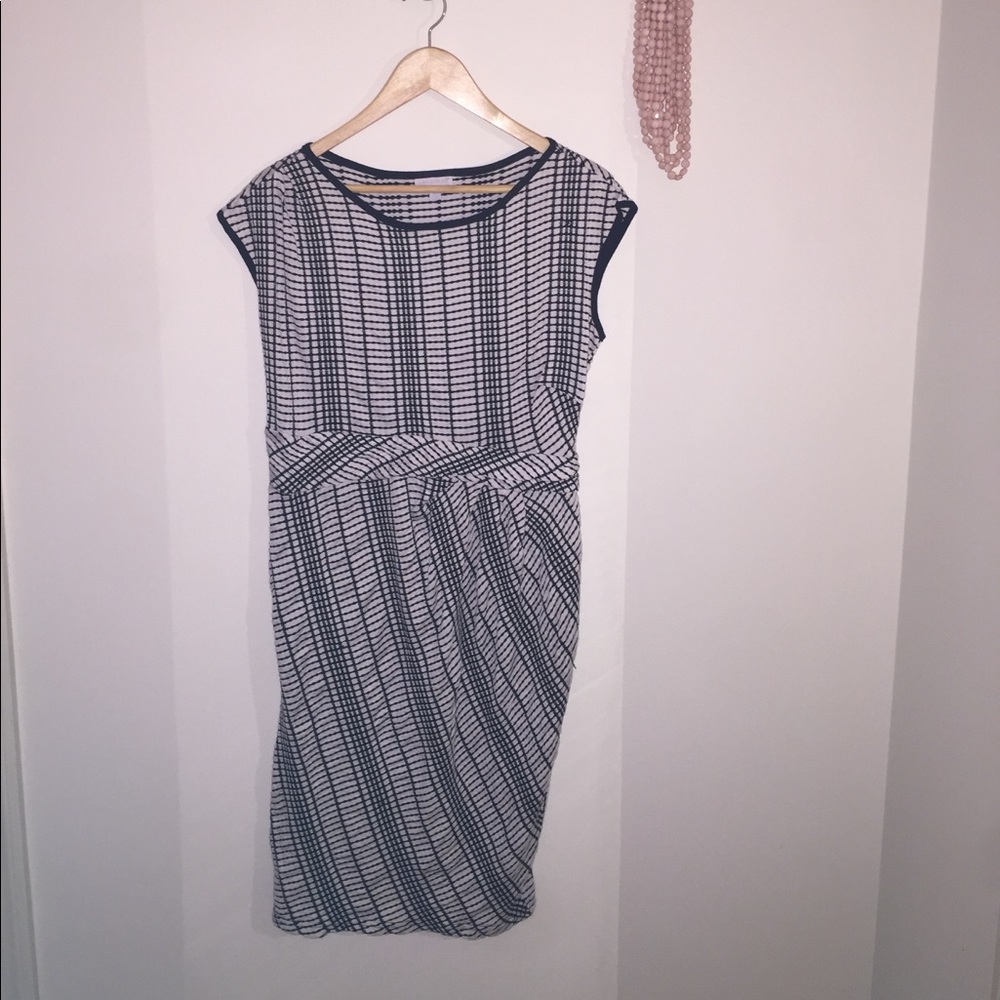 Pea in the Pod Maternity dress