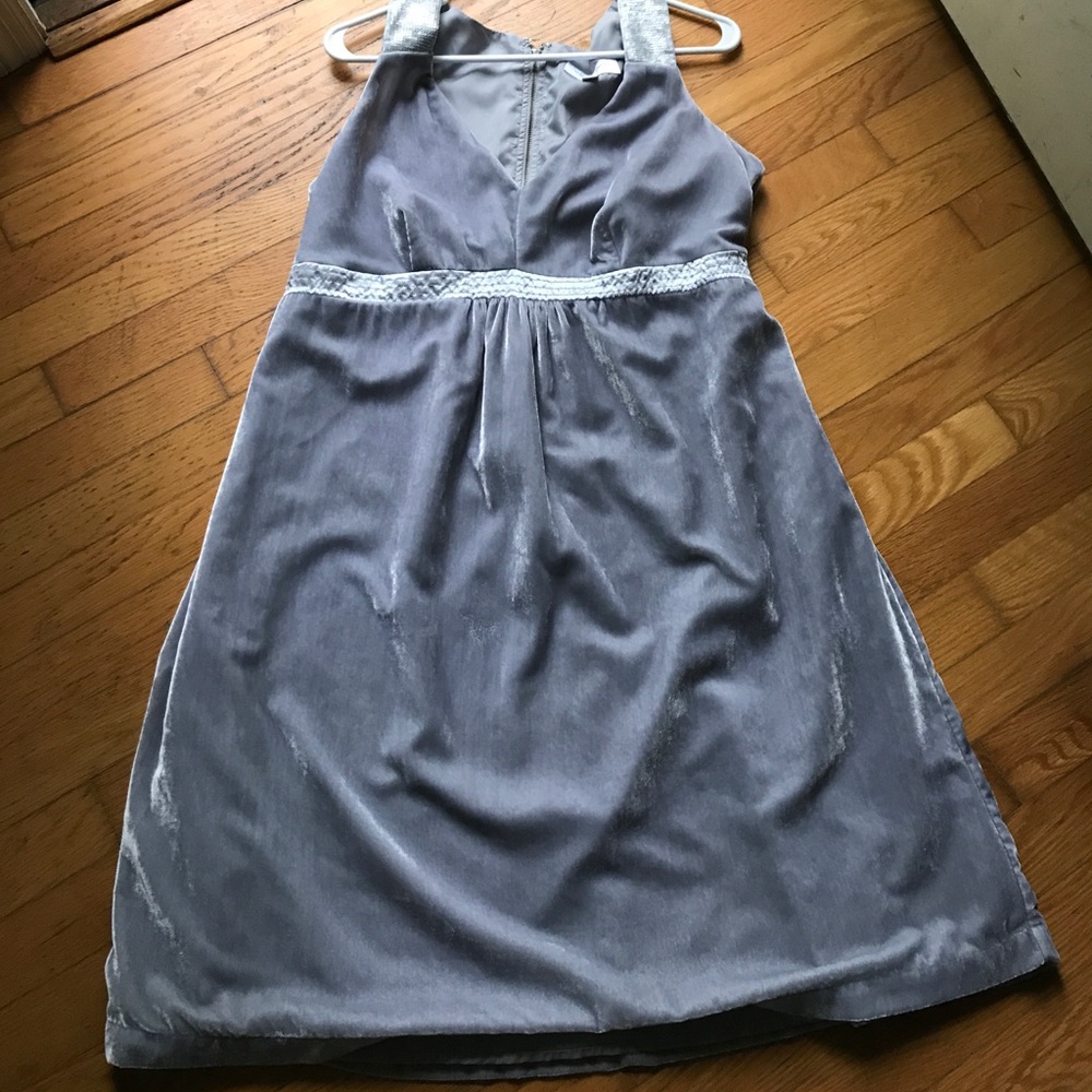 Liz Lange medium silver maternity dress summer
