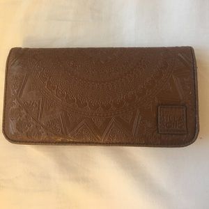BILLABONG: brown wallet