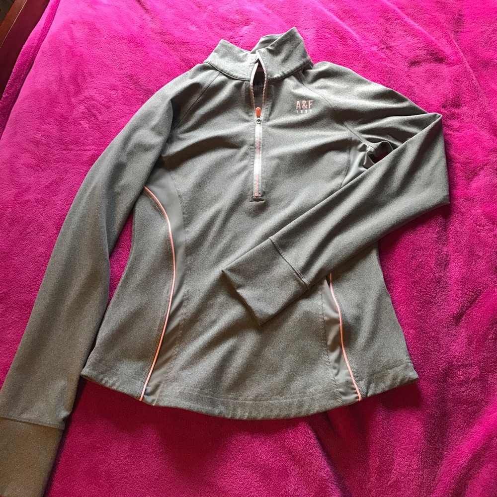 🏃🏽‍♀️1/2 ZIP! ABERCROMBIE & FITCH athletic wear