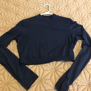 lululemon mock turtleneck crop top *size 4