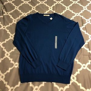 NWT Men’s Sweater