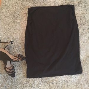 Black cotton maternity skirt