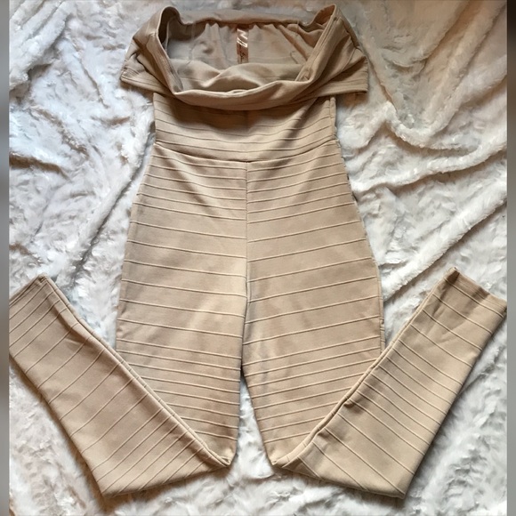 Off Shoulder Bandage Jumper - Picture 6 of 7