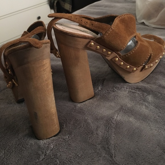 Miu Miu Wooden Suede Platform Sandals - Picture 6 of 8