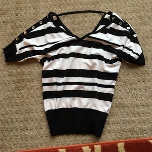 Guess shirt size small