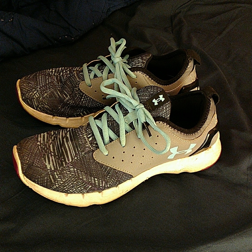 Under Armour Sneakers size 9