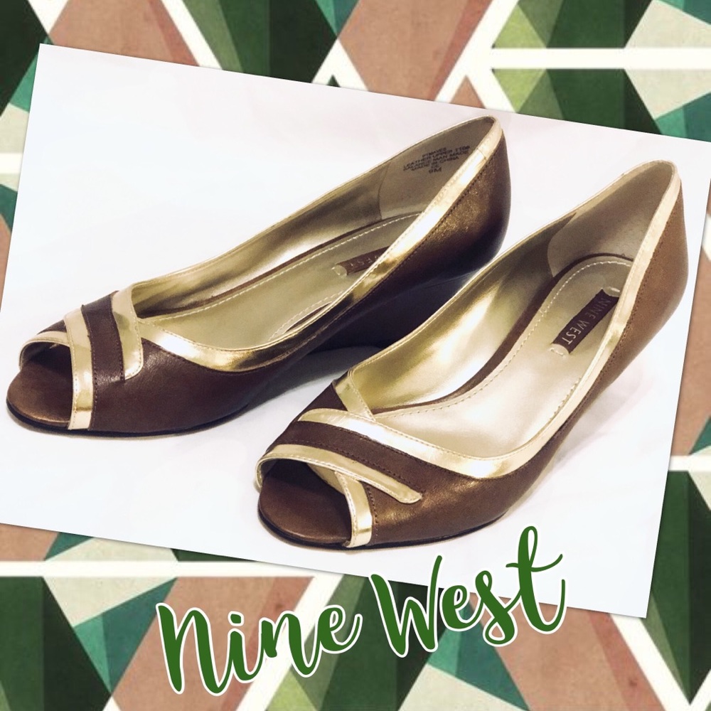 EUC!!!   Nine West Brown/Gold Wedges - sz 9