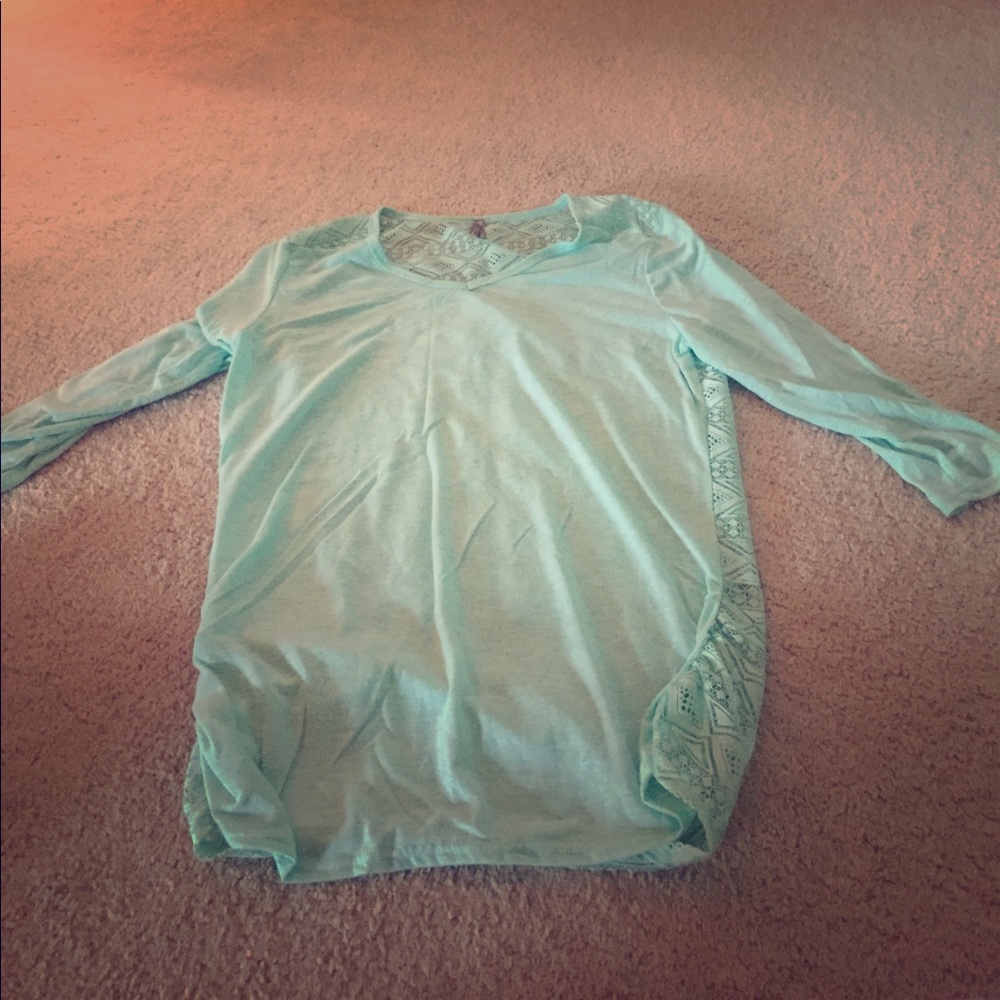 Vanity 3/4 sleeve top
