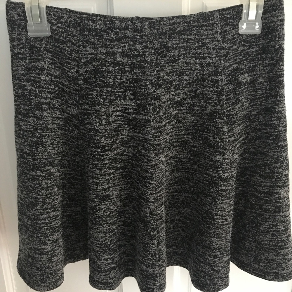 Forever 21 gray knit skirt