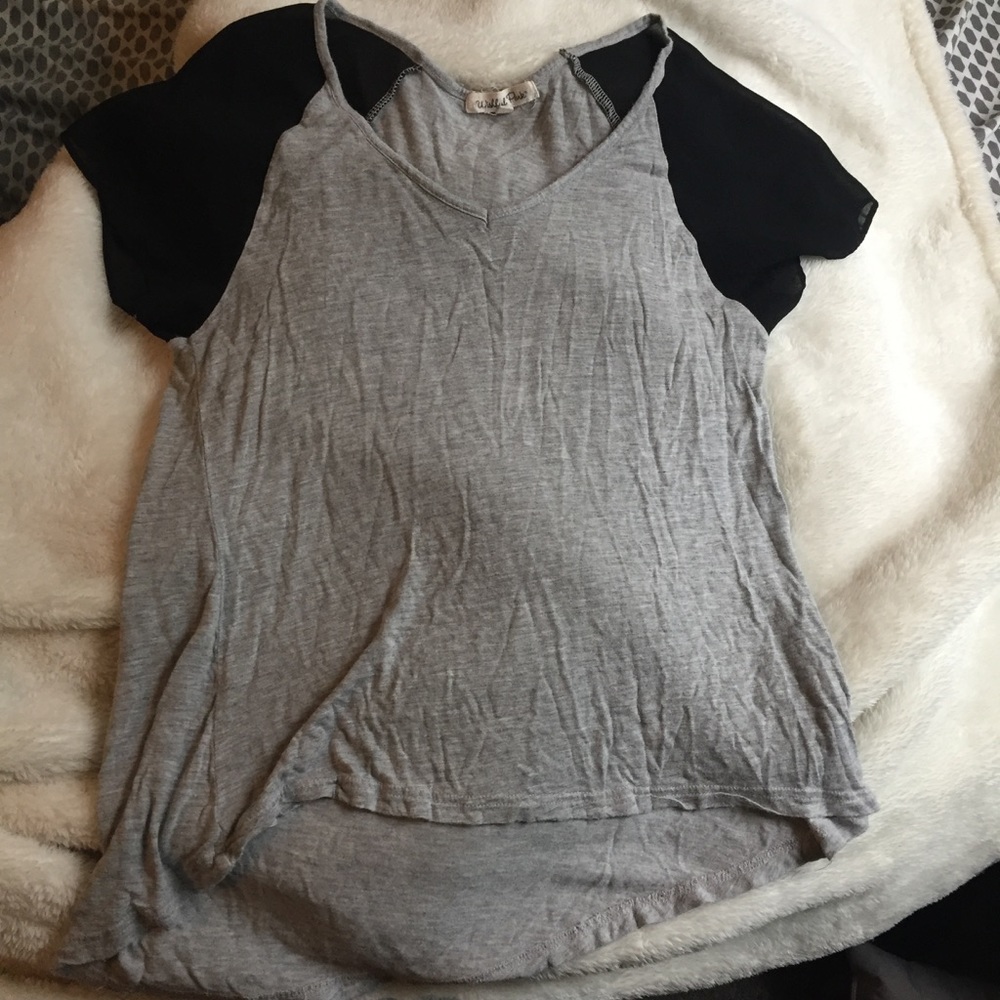 Tee shirt