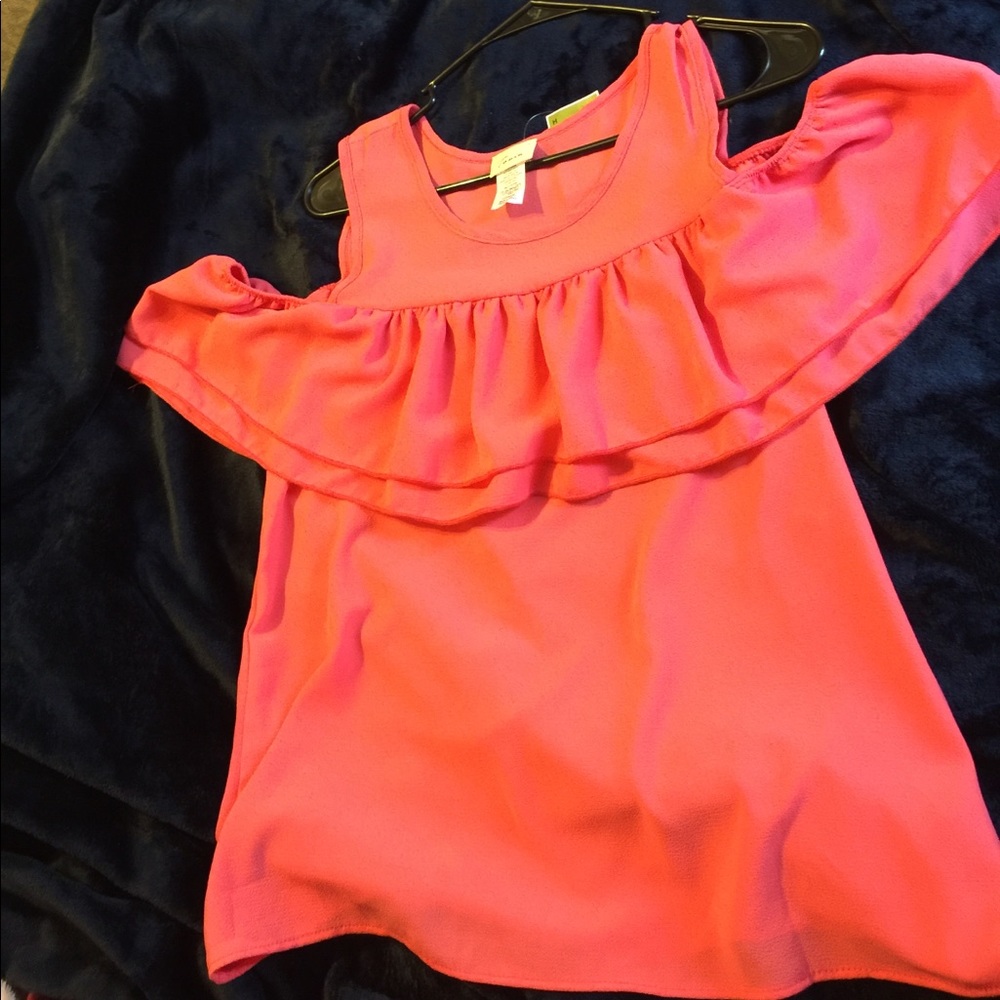 Beautiful salmon Ruffle blouse