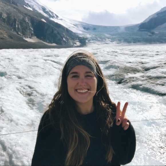 Hey, Hi, Hello 👋🏼 - Picture 2 of 3