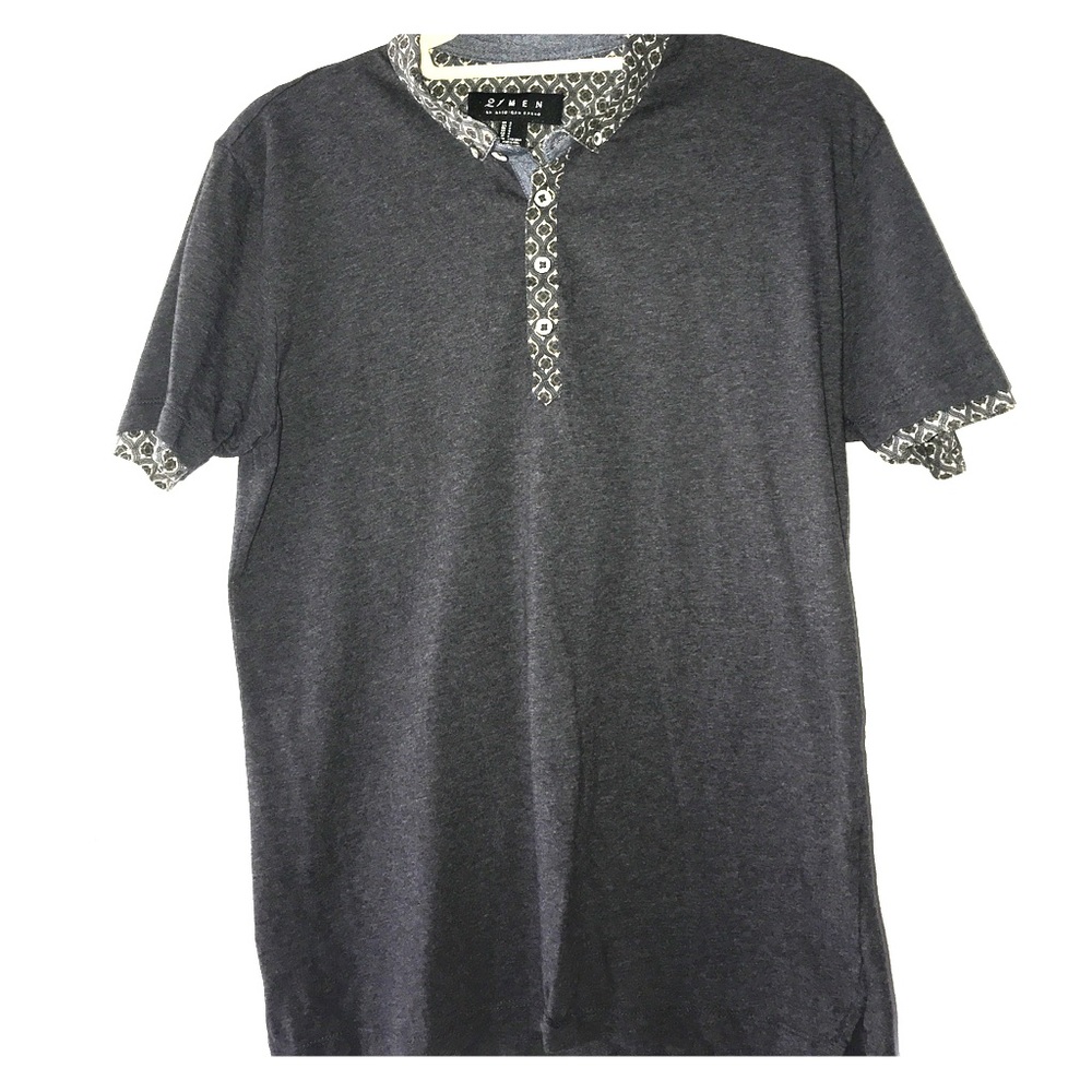 Stylish shirt from Forever 21 - size men’s small