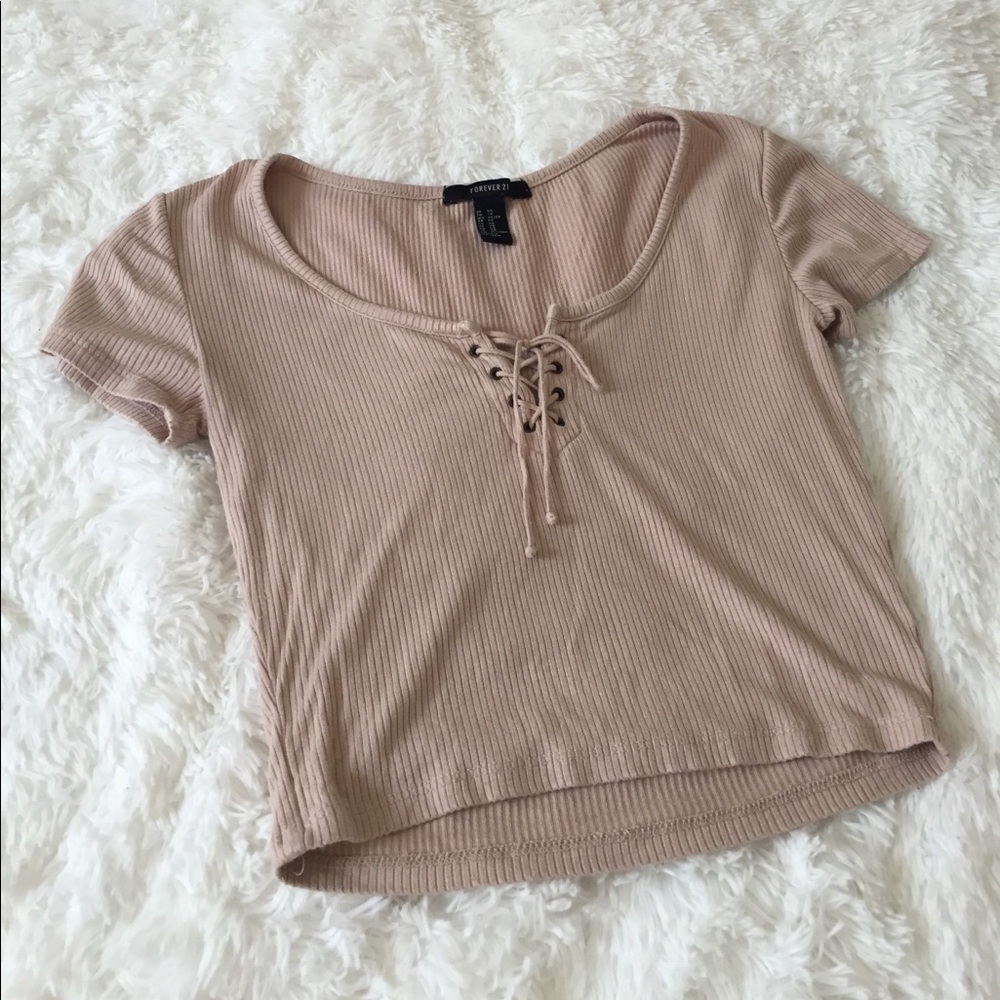 [SOLD] Tie Front Crop Top