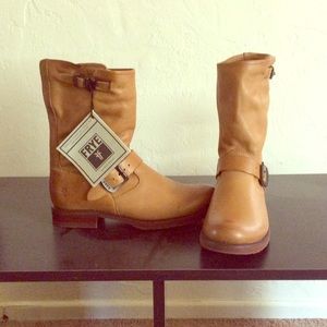 Frye Boots women's size 8B Veronica Shorties