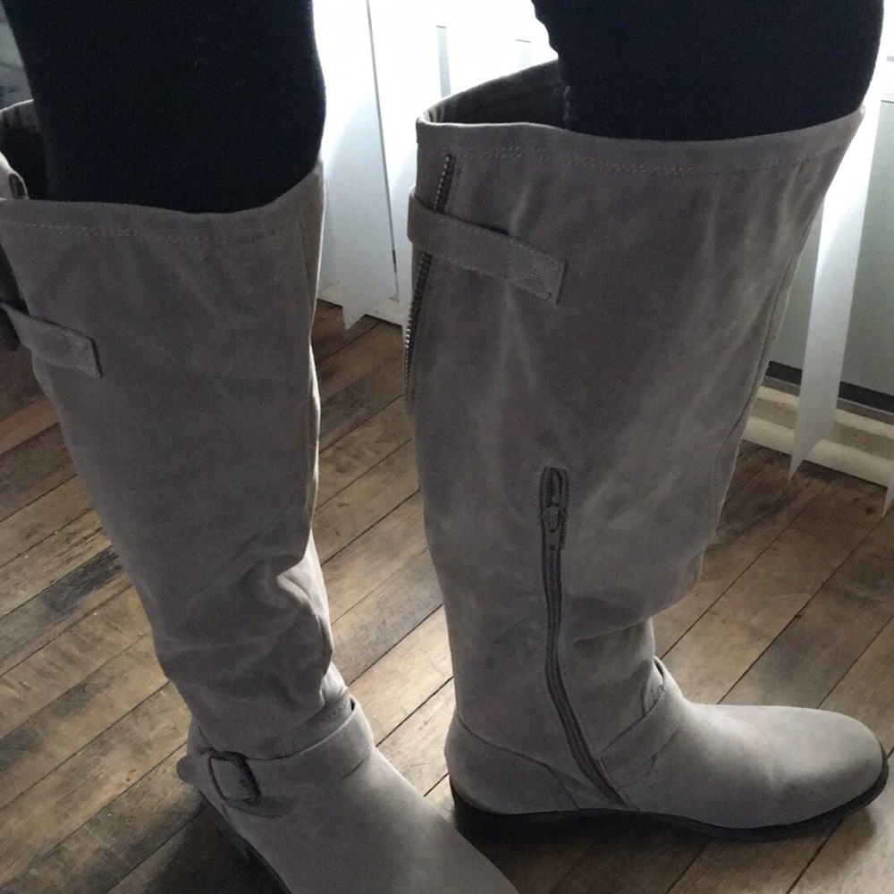 🎉👢Woman’s size 10WC boots, never worn👢🎉