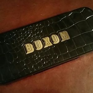 Buxom custom-built 6 shade eye shadow palette