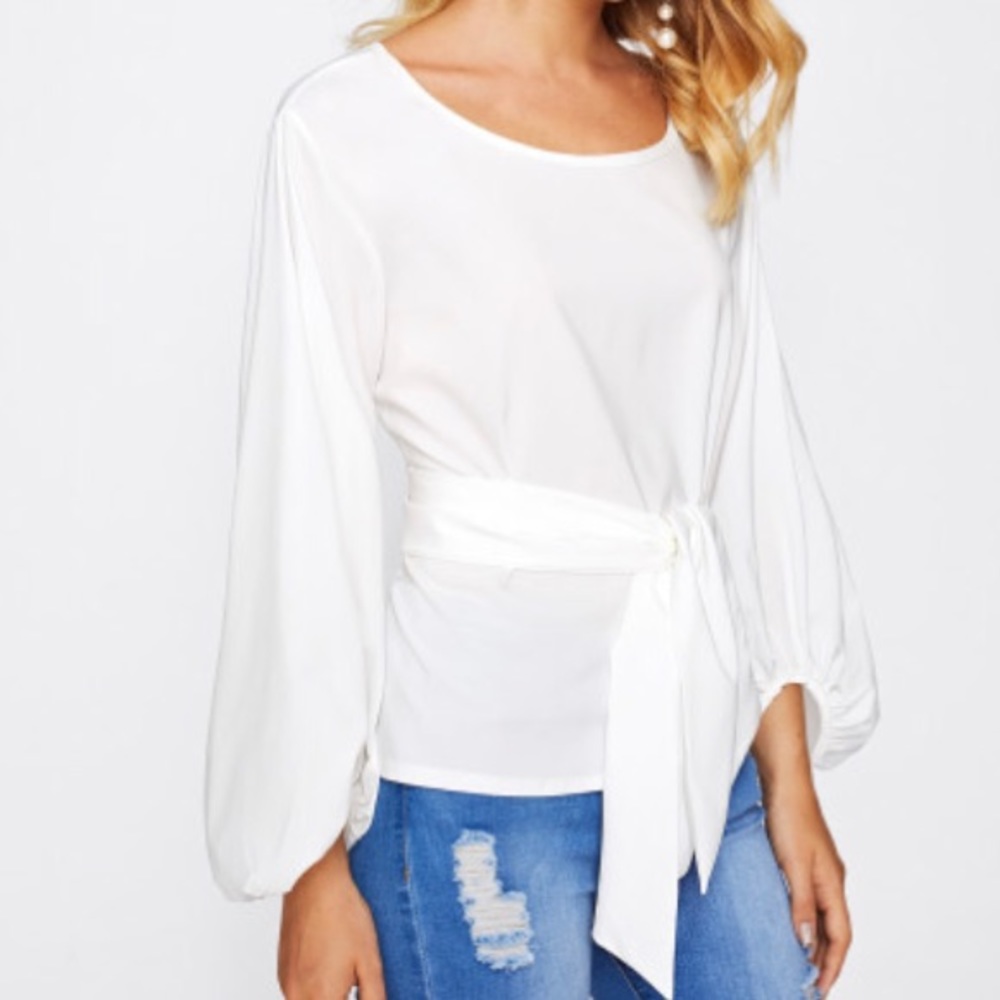 NWT lantern sleeve tie-front blouse - Picture 2 of 4