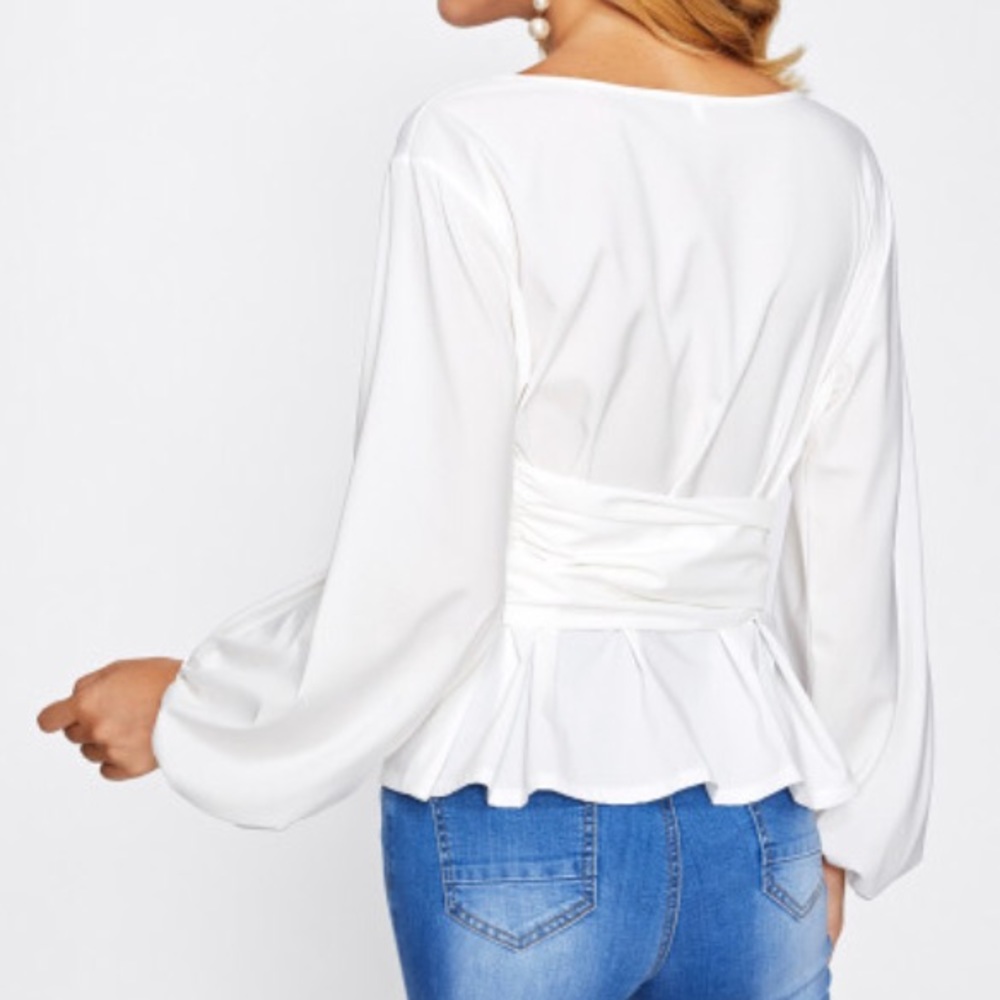 NWT lantern sleeve tie-front blouse - Picture 4 of 4