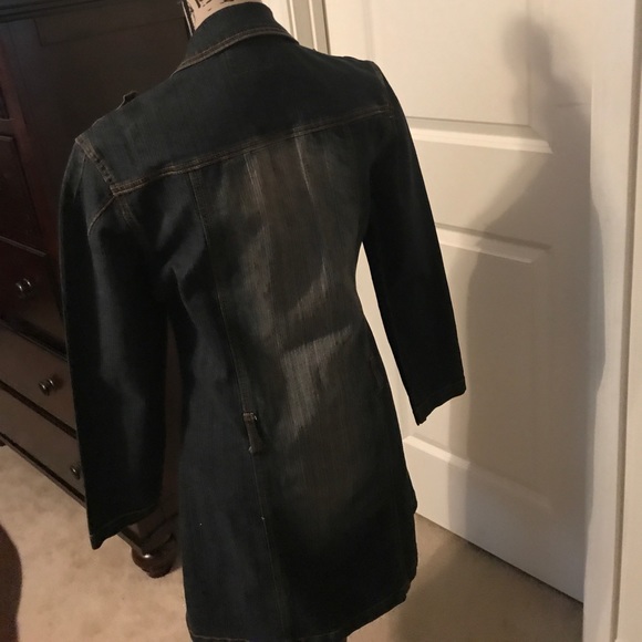 Too small - Picture 2 of 2