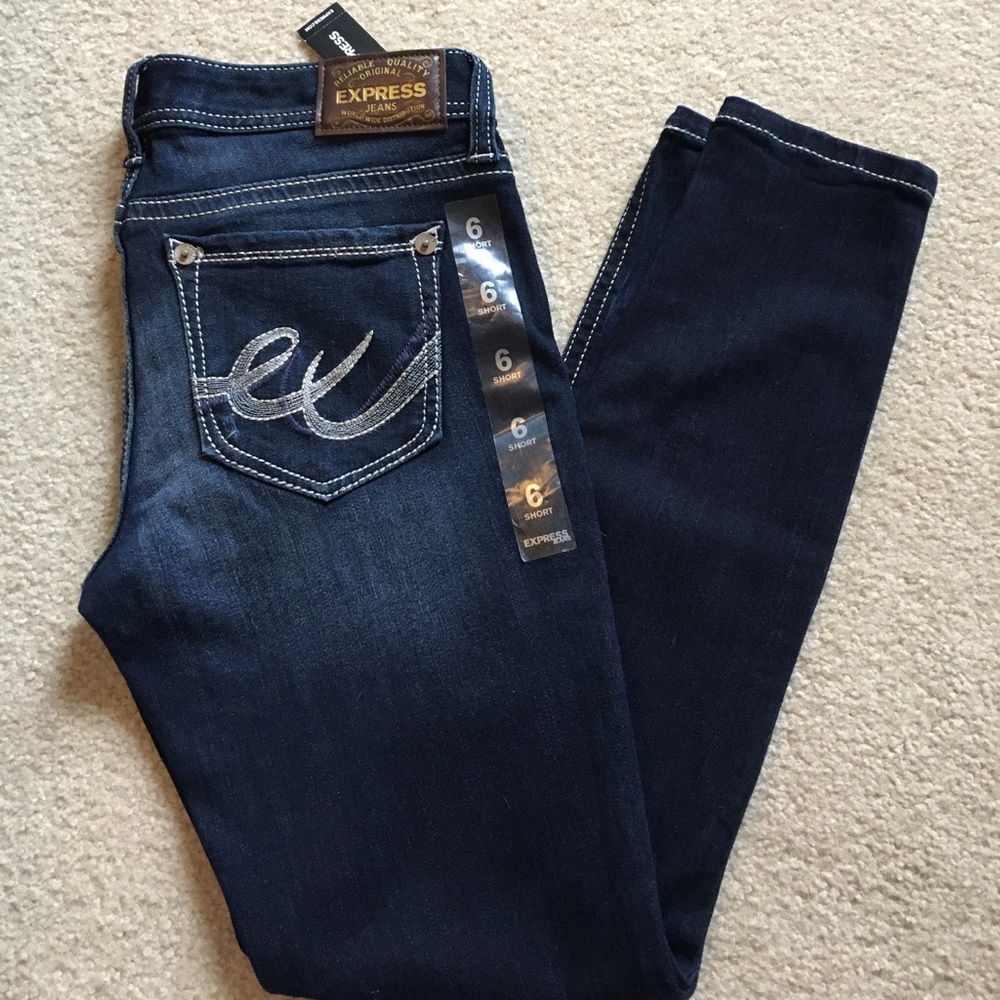 NWT Express Stella Low Rise Legging