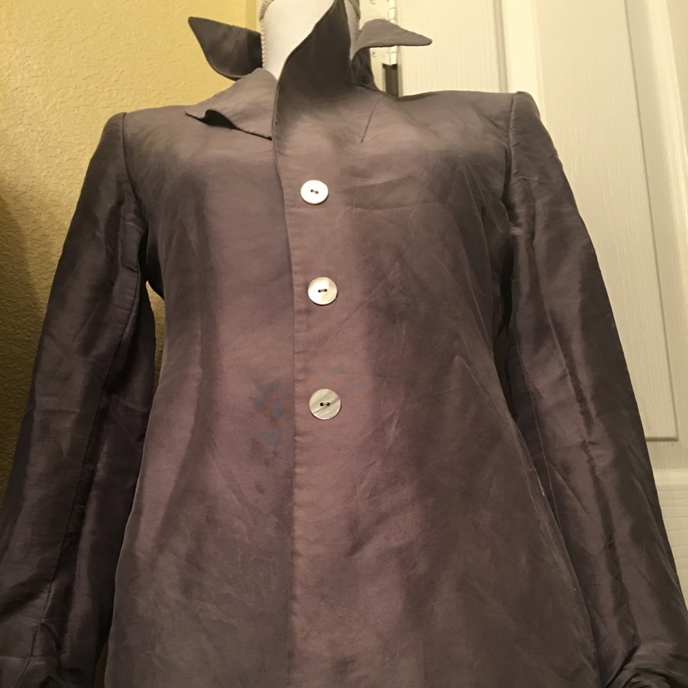 TAHARI Grey Silk Coat Sz 4
