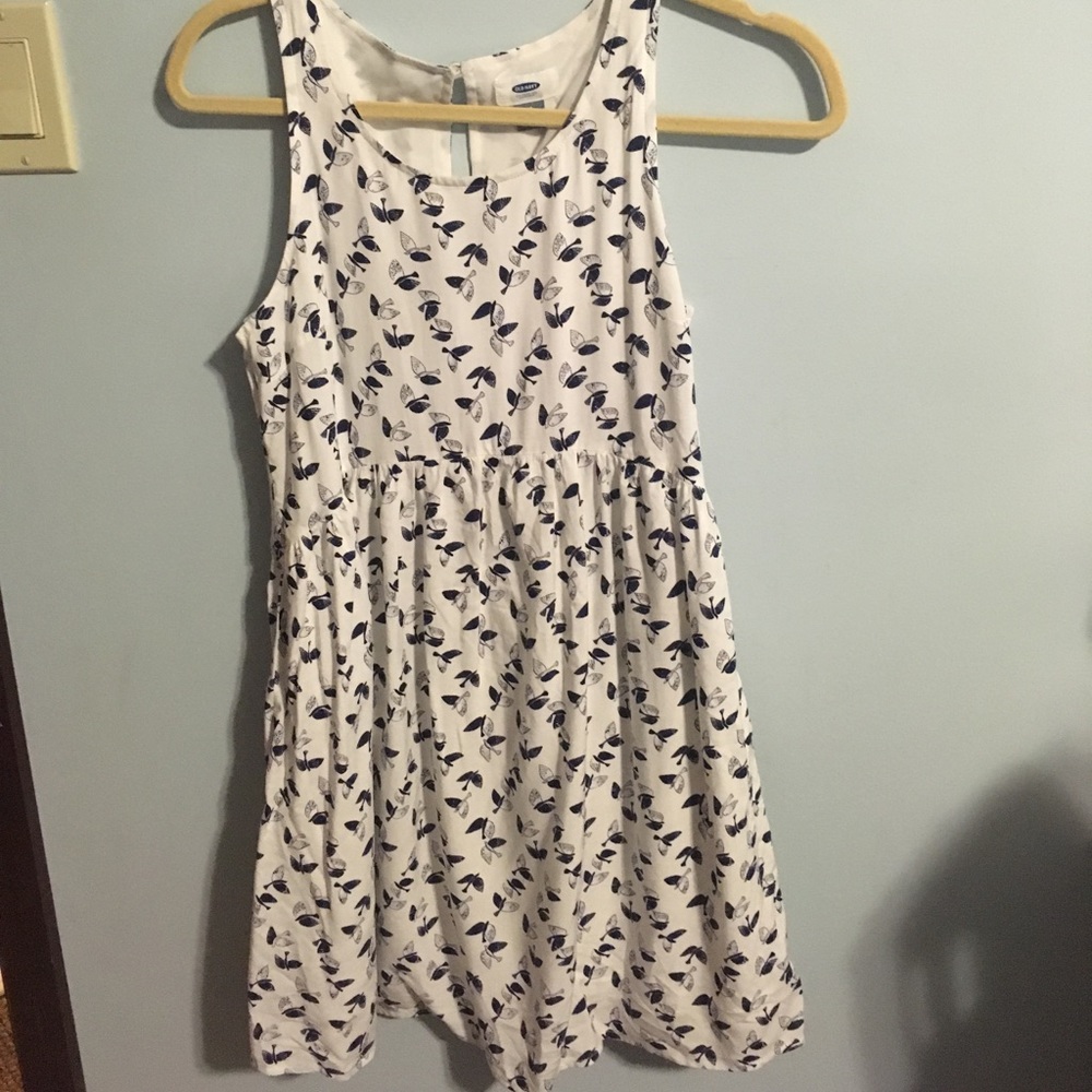 White dress with navy bird pattern