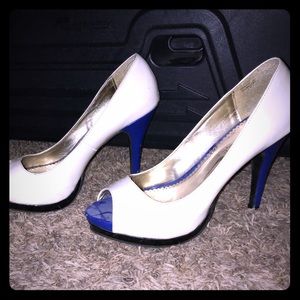 Used Nude, Rampage Gracee Peep toe Platform heels