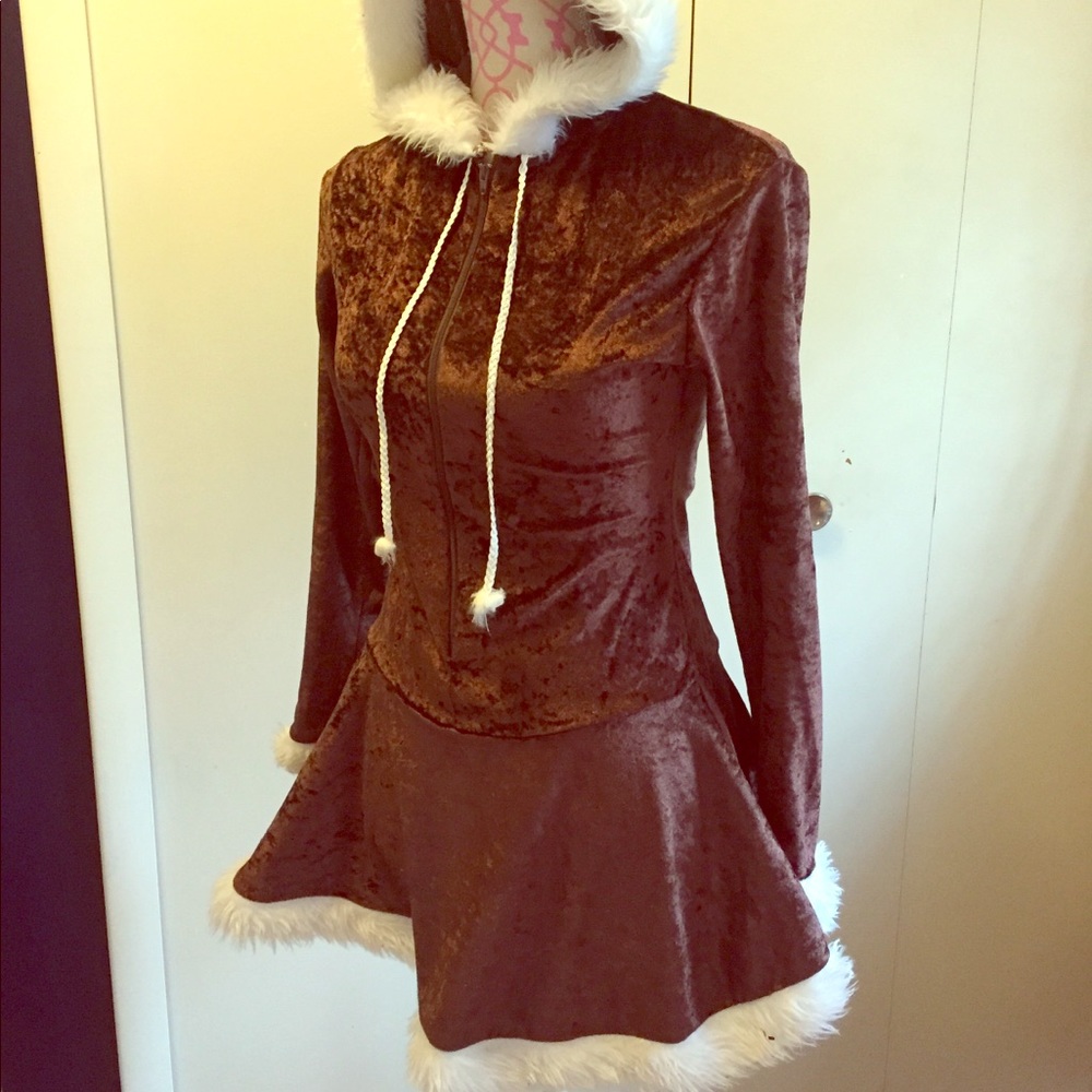 Eskimo costume