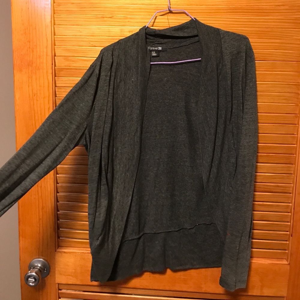 Light long sleeve cardigan