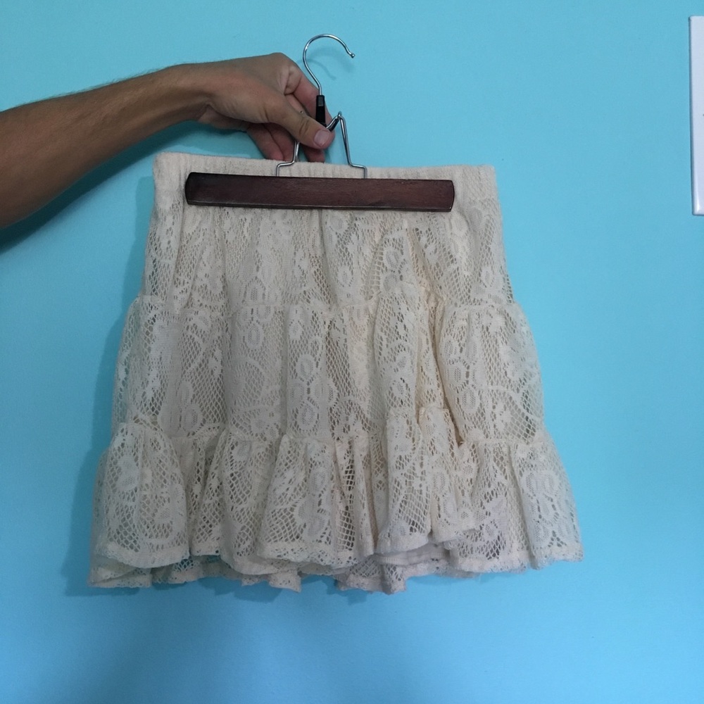 Cream Colored Lace Skater Skirt Size L