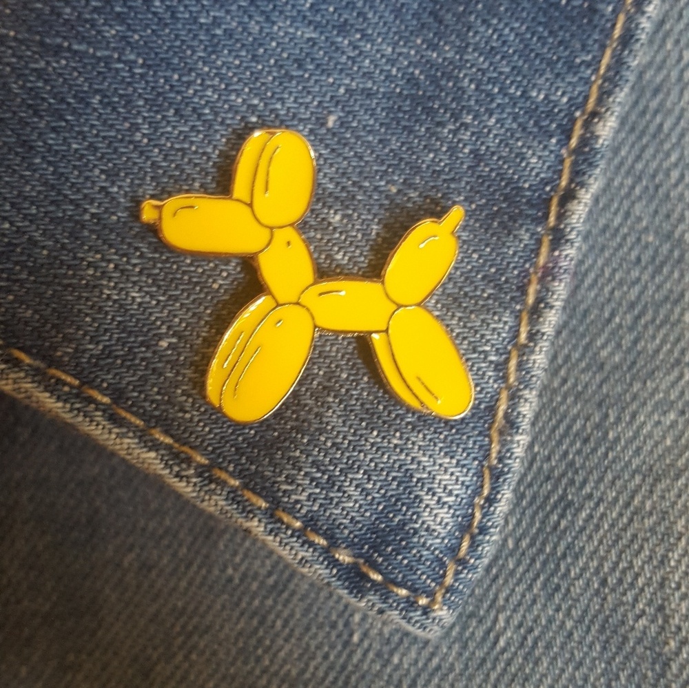 Balloon Dog Enamel Pin