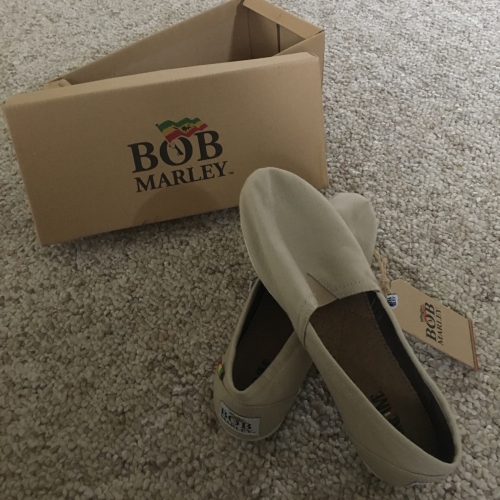 Bob Marley canvas shoes sz 8.5