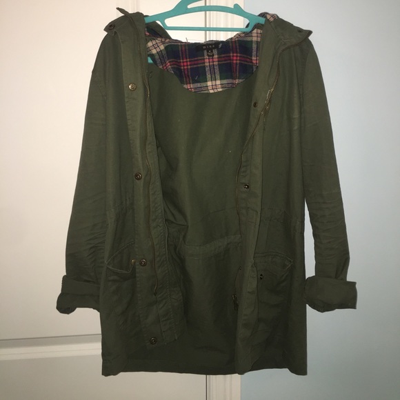 Army Green Jacket - Picture 1 of 3