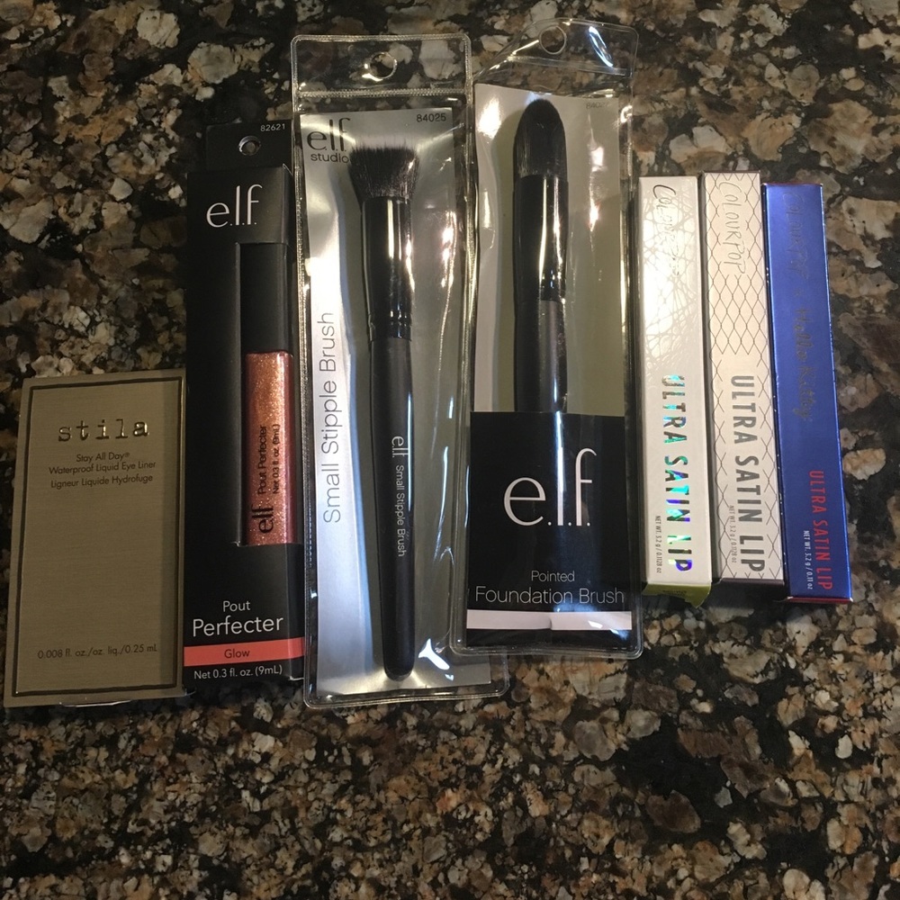 Makeup bundle