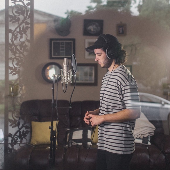 Meet your Posher, Graham - Picture 1 of 1