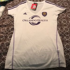 Women's Medium Orlando City Soccer Tshirt