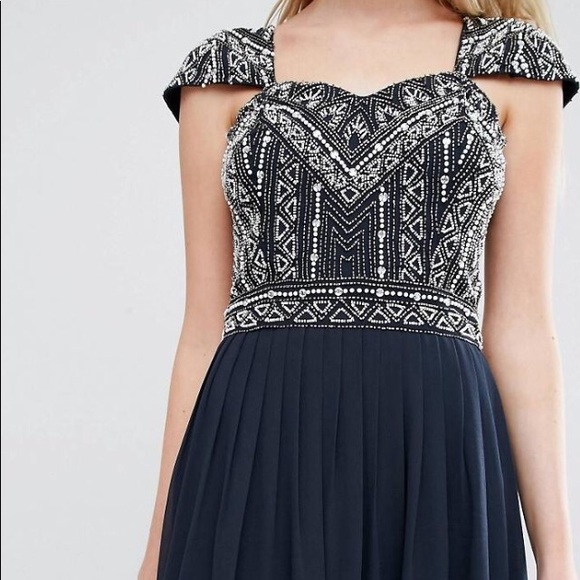 Embellished top dress - Picture 3 of 5