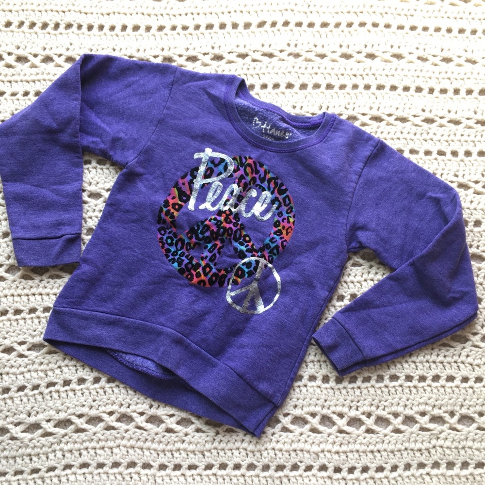 ❌SOLD❌ 🎀 Peace Sweater 🎀